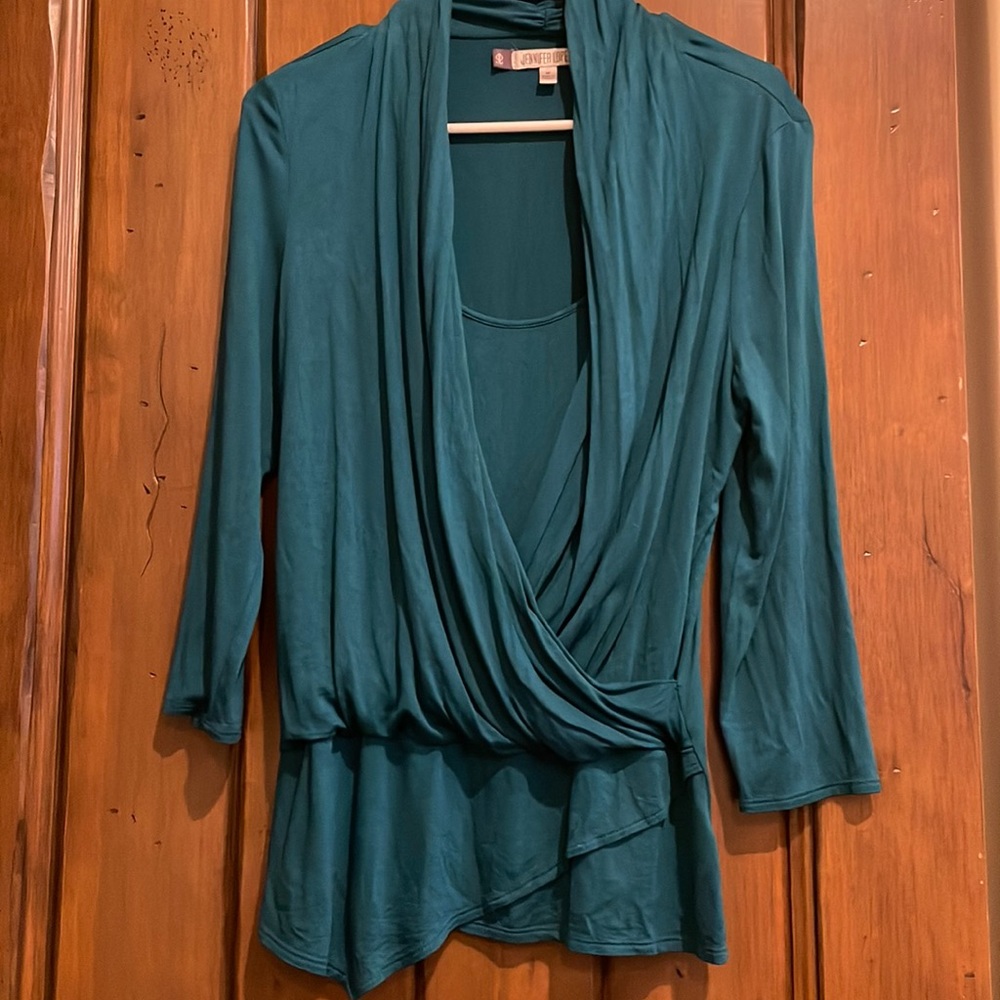 Jennifer Lopez two part 3/4 sleeve shirt